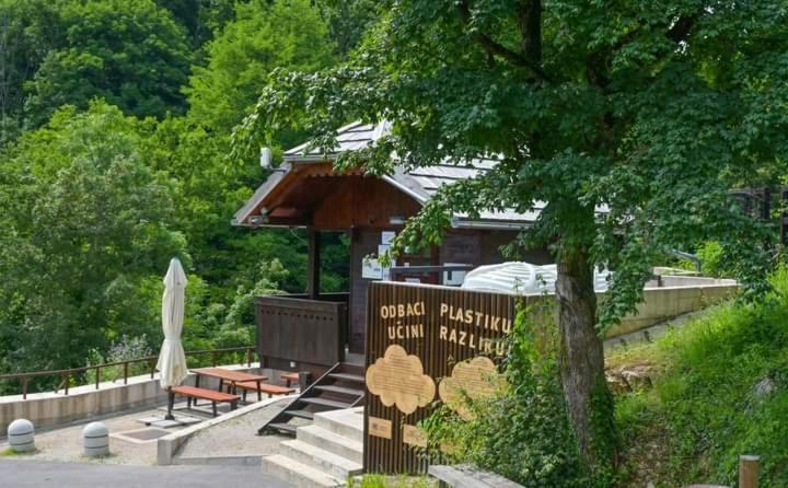 Guest House Happy day Slunj Extérieur photo